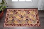 2' X 3' Red Machine Woven Traditional Quatrefoil Indoor Accent Rug