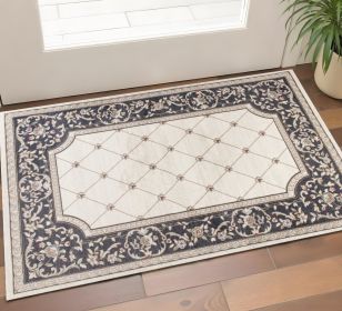 3' X 5' Gray and Ivory Trellis Area Rug