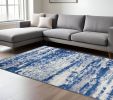 6' X 9' Blue And Ivory Ombre Dhurrie Area Rug